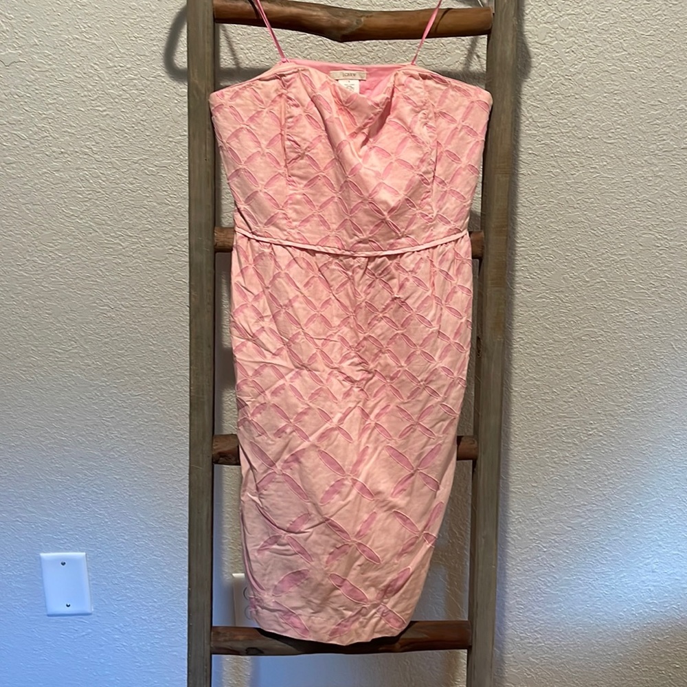 Strapless pink-patterned dress.